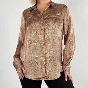 A New Day Animal Print Silky Button Down Blouse Size Medium (Oversized)🤎✨🐆
